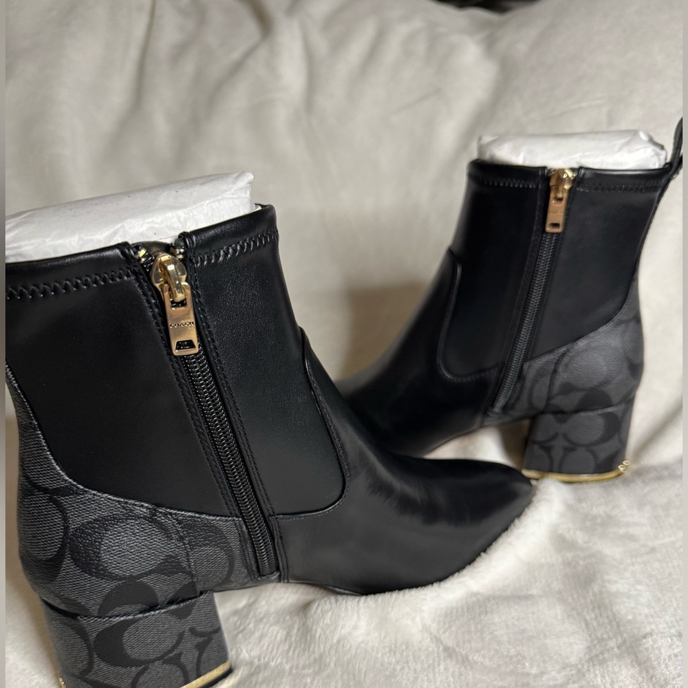 Coach Nala Leather & Signature Canvas Booties - Black - NIB Size 8.5